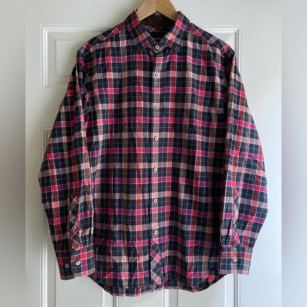 Tommy Bahama Mens Dress Shirt Size Medium Blue Pink Plaid Button Up 100% Cotton